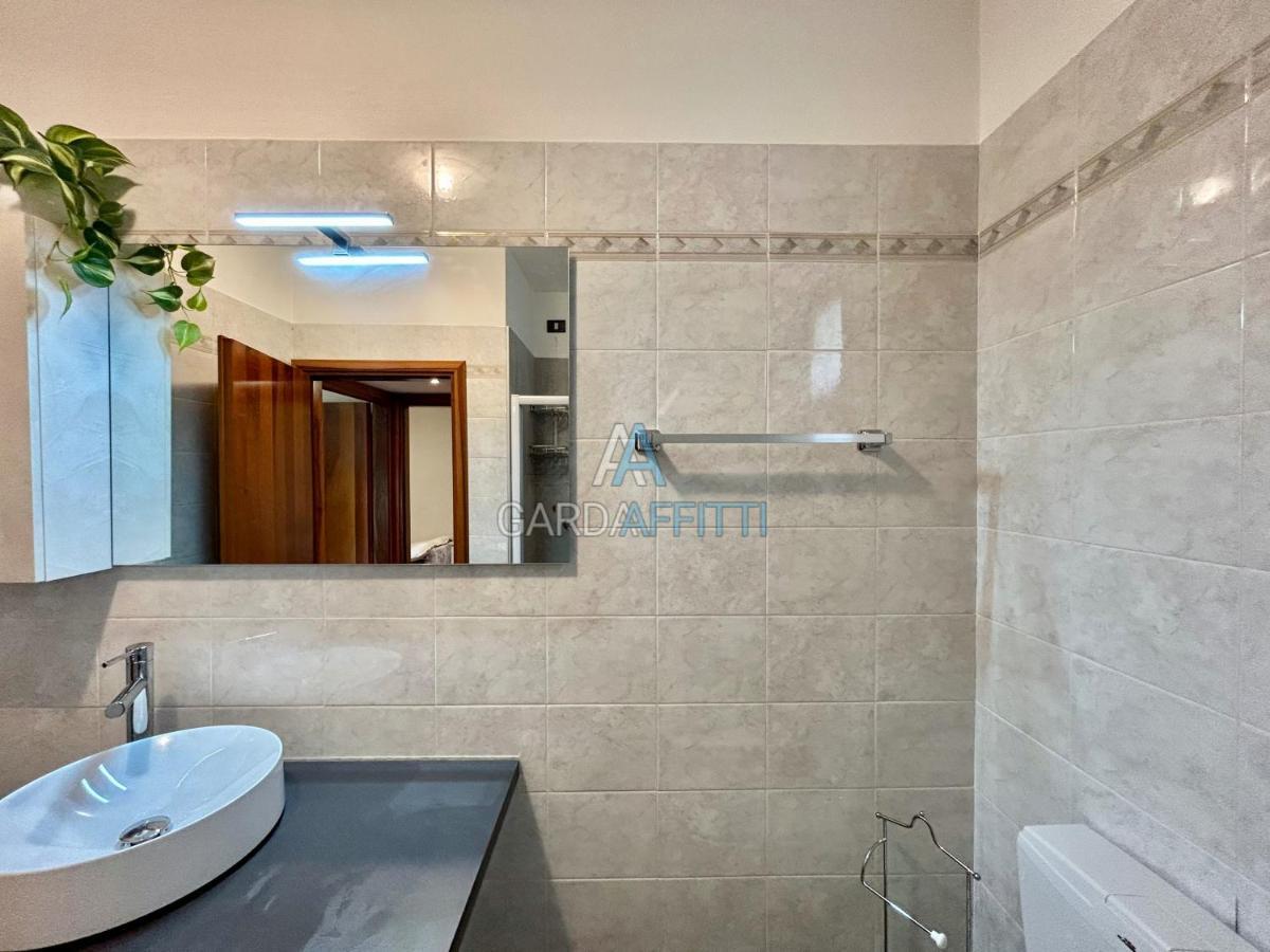 Perla Apartment - 3 Piscine E Un Bar - Desenzano Desenzano del Garda Buitenkant foto